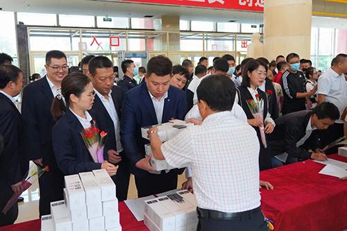 向光而立 美好同行：扎根龙江三十载 光暖黑土再出发